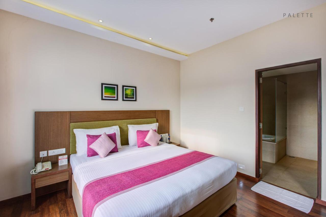 Hotel Jk Residency Kelakam Zewnętrze zdjęcie
