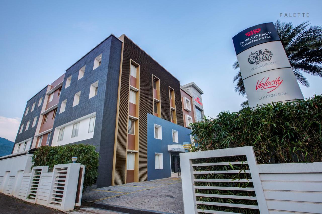Hotel Jk Residency Kelakam Zewnętrze zdjęcie