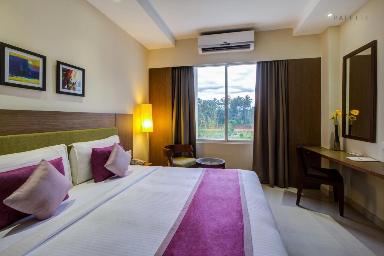 Hotel Jk Residency Kelakam Zewnętrze zdjęcie