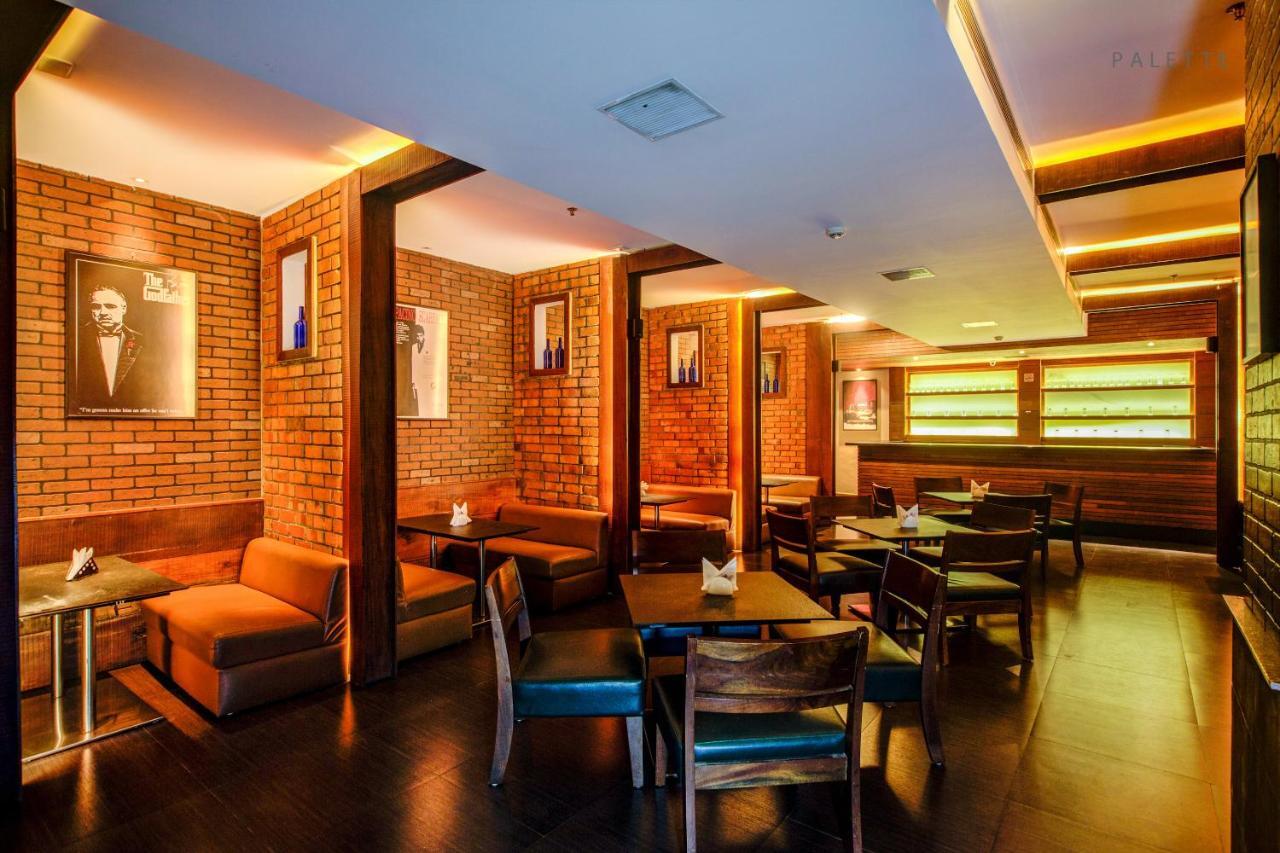 Hotel Jk Residency Kelakam Zewnętrze zdjęcie